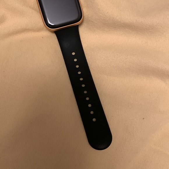 Apple Watch SE 44 mm Rose Gold aluminum CEL